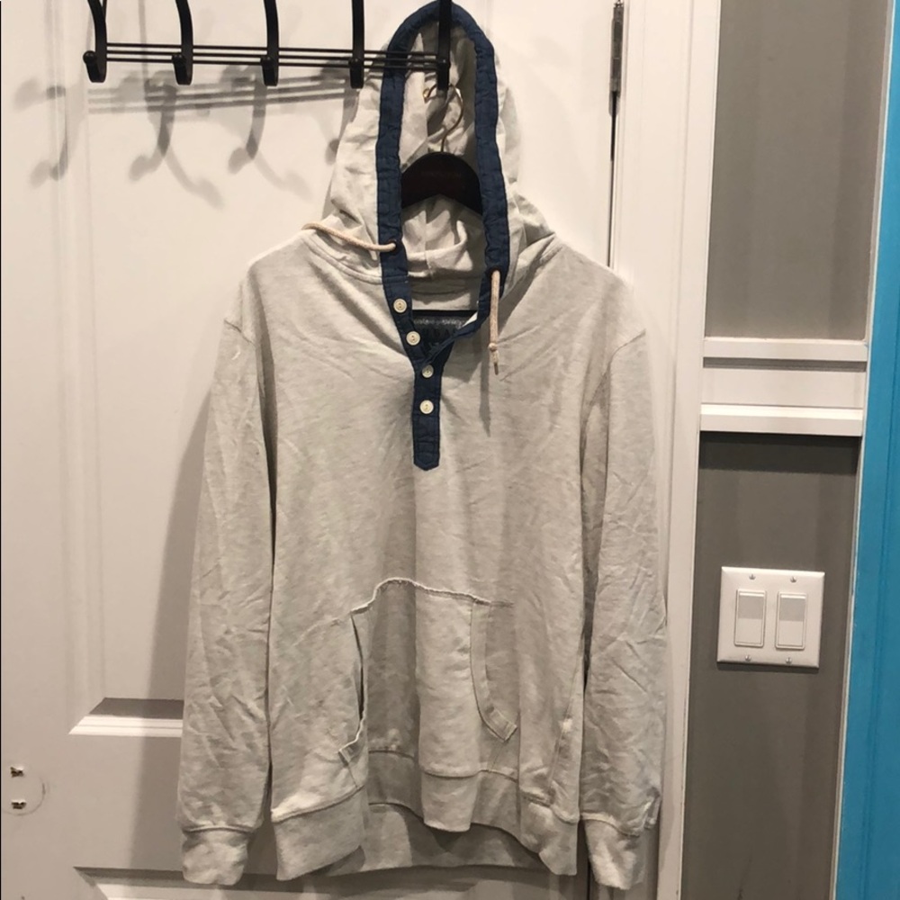 Lightweight hoodie